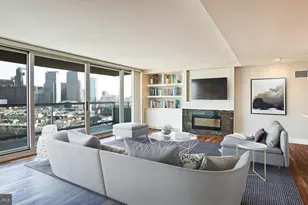 2200 Benjamin Franklin Pkwy, Philadelphia, PA 19130 - Photo 24