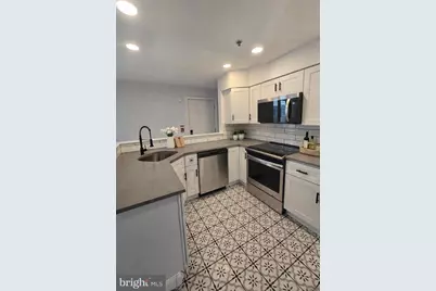 210 Shurs Lane #4, Philadelphia, PA 19127 - Photo 6