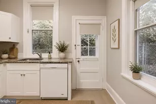 4817 Ridge Ave, Philadelphia, PA 19129 - Photo 8