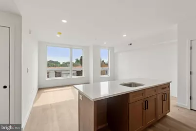 754 S 4th Street #301, Philadelphia, PA 19147 - Photo 4