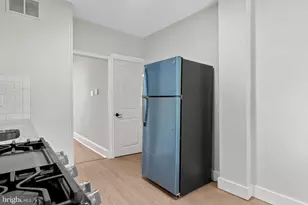 35 E Collom St, Philadelphia, PA 19144 - Photo 8