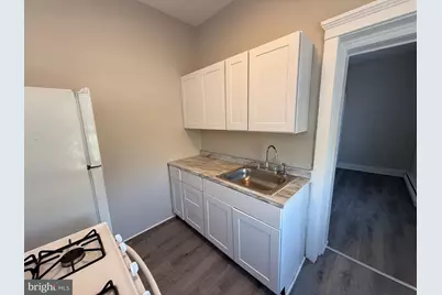 1945 W Hunting Park Avenue #2, Philadelphia, PA 19140 - Photo 12