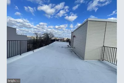 657 N 35th Street, Philadelphia, PA 19104 - Photo 2