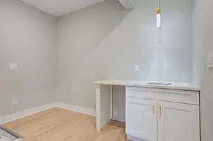 1933 N Leithgow St, Philadelphia, PA 19122 - Photo 16