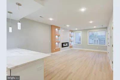 1933 N Leithgow Street, Philadelphia, PA 19122 - Photo 32