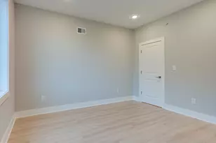 1933 N Leithgow St, Philadelphia, PA 19122 - Photo 18