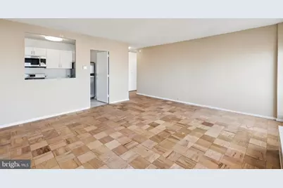 200 Locust Street #9CN, Philadelphia, PA 19106 - Photo 2