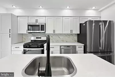 2040 S Norwood Street, Philadelphia, PA 19145 - Photo 4