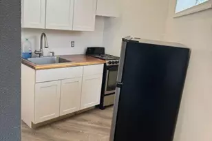 2728 N Sydenham St, Philadelphia, PA 19132 - Photo 8