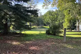 615 Spring Ln, Philadelphia, PA 19128 - Photo 4