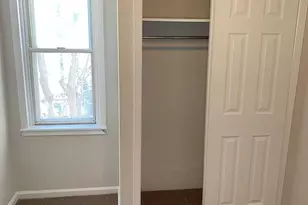 1522 S Myrtlewood St, Philadelphia, PA 19146 - Photo 8