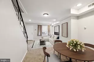 1522 S Myrtlewood St, Philadelphia, PA 19146 - Photo 2