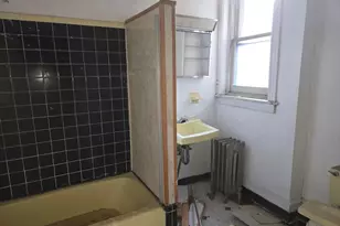 211 S 49th St, Philadelphia, PA 19139 - Photo 12