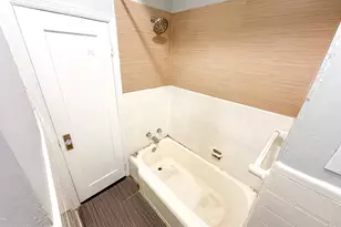 2446 N 33rd St, Philadelphia, PA 19132 - Photo 6