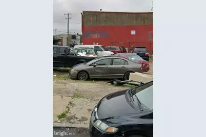 202 W Glenwood Avenue, Philadelphia, PA 19140 - Photo 2