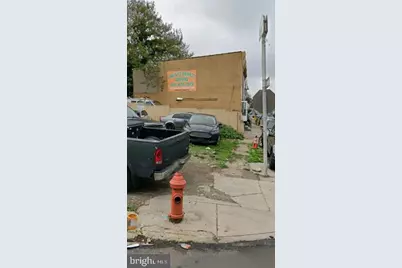 216 W Glenwood Avenue, Philadelphia, PA 19140 - Photo 2