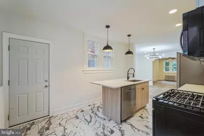 381 E Cliveden Street, Philadelphia, PA 19119 - Photo 2