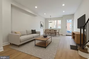 2028 S Opal St, Philadelphia, PA 19145 - Photo 2