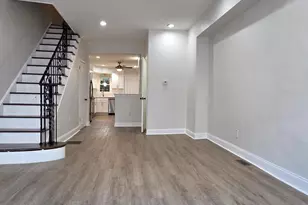 2028 S Opal St, Philadelphia, PA 19145 - Photo 10