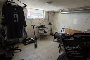 2549 S Fairhill St, Philadelphia, PA 19148 - Photo 12