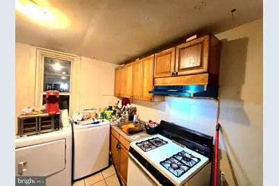 2549 S Fairhill Street, Philadelphia, PA 19148 - Photo 4