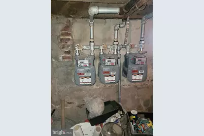 2111 W Susquehanna Avenue W, Philadelphia, PA 19121 - Photo 12