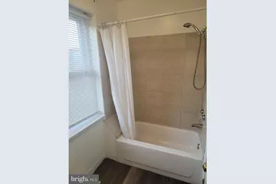 2111 W Susquehanna Avenue W, Philadelphia, PA 19121 - Photo 10