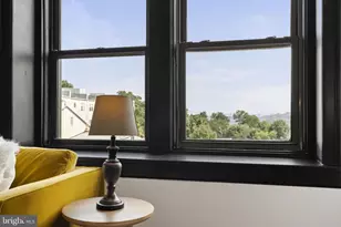 240 Hermitage St, Philadelphia, PA 19127 - Photo 10