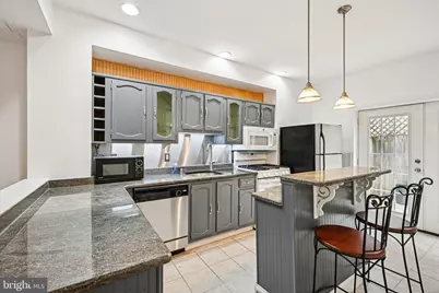 408 Monroe Street, Philadelphia, PA 19147 - Photo 6