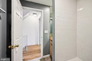 408 Monroe St, Philadelphia, PA 19147 - Photo 14