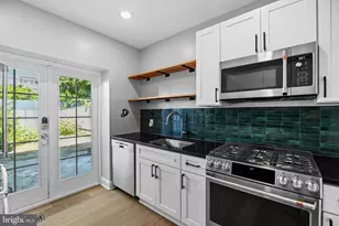 2026 N Lawrence St, Philadelphia, PA 19122 - Photo 12