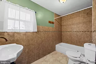 2026 N Lawrence St, Philadelphia, PA 19122 - Photo 22