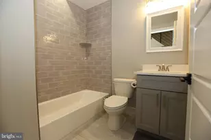 2525 N Hancock St, Philadelphia, PA 19133 - Photo 14