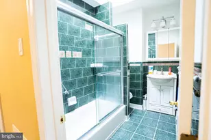 5910 Chew Ave, Philadelphia, PA 19138 - Photo 22