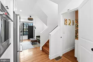 412 Sepviva St, Philadelphia, PA 19125 - Photo 12