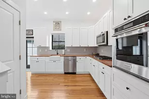 412 Sepviva St, Philadelphia, PA 19125 - Photo 10