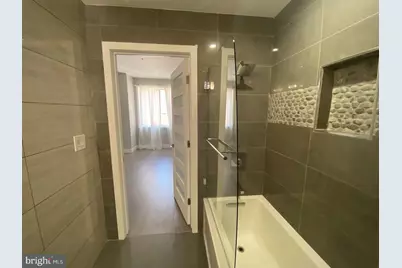 606 N 11th Street, Philadelphia, PA 19123 - Photo 6