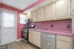 942 Johnston St, Philadelphia, PA 19148 - Photo 10