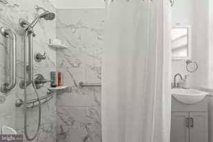 1424 Sellers St, Philadelphia, PA 19124 - Photo 12