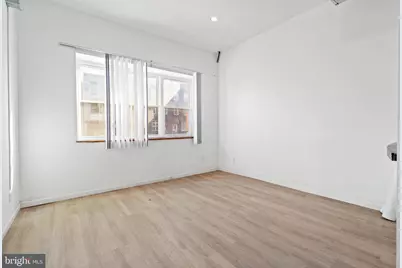 1602 S Broad Street #1, Philadelphia, PA 19145 - Photo 4