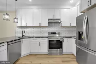 2670 Braddock St, Philadelphia, PA 19125 - Photo 8