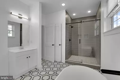 2670 Braddock Street, Philadelphia, PA 19125 - Photo 40