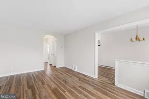 6803 Algard St, Philadelphia, PA 19135 - Photo 4