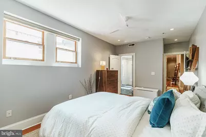 2049 Walnut Street #1R, Philadelphia, PA 19103 - Photo 16