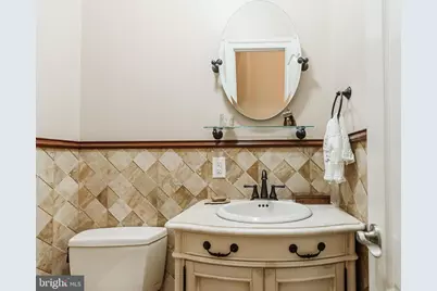 2049 Walnut Street #1R, Philadelphia, PA 19103 - Photo 14