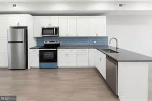 1407 N 8th St, Philadelphia, PA 19122 - Photo 2