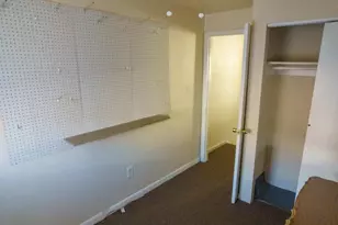 2033 S Bucknell St, Philadelphia, PA 19145 - Photo 8