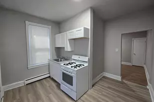 5709 Leonard St, Philadelphia, PA 19149 - Photo 10