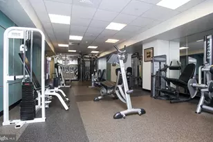 200 Locust St, Philadelphia, PA 19106 - Photo 36