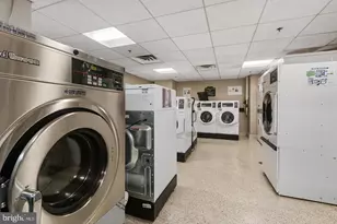 200 Locust St, Philadelphia, PA 19106 - Photo 38